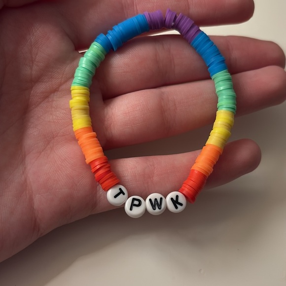 Harry styles treat people with kindness clay bead Bracelet - Picture 2 of 3